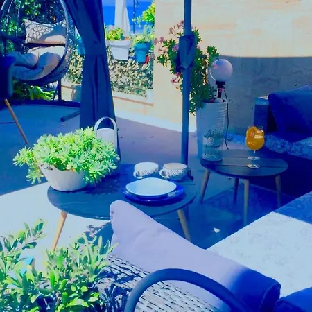 Maris- Beachfront With Exclusive Pool * Podstrana