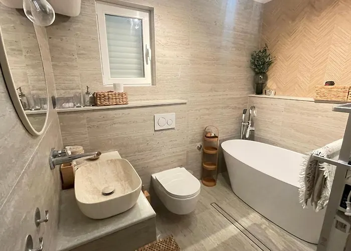Maris- Beachfront With Exclusive Pool *