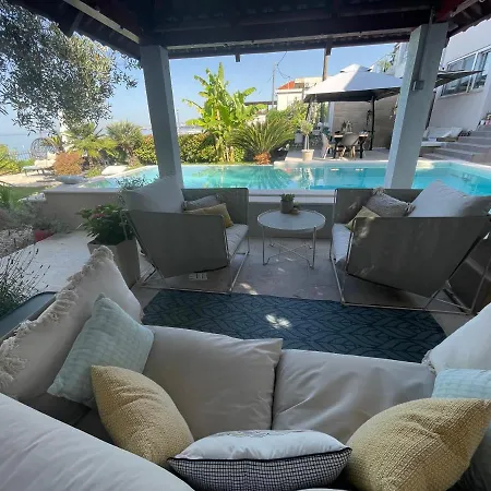 Вилла Maris- Beachfront With Exclusive Pool *