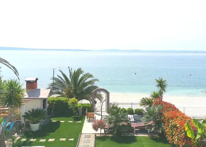 ヴィラ Maris- Beachfront With Exclusive Pool *