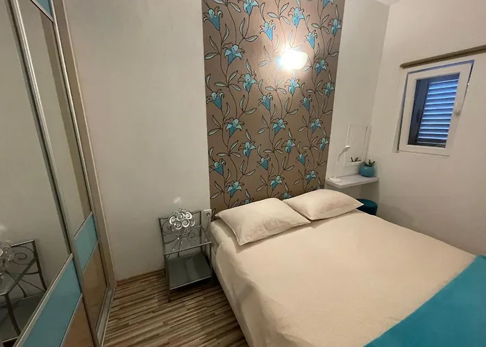 Maris- Beachfront With Exclusive Pool *