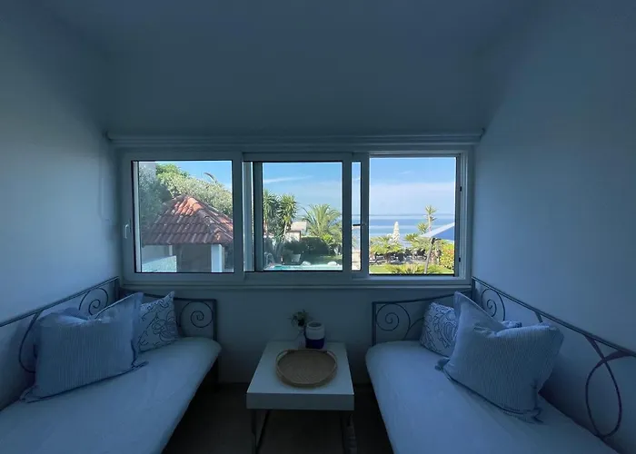 Maris- Beachfront With Exclusive Pool Вилла *